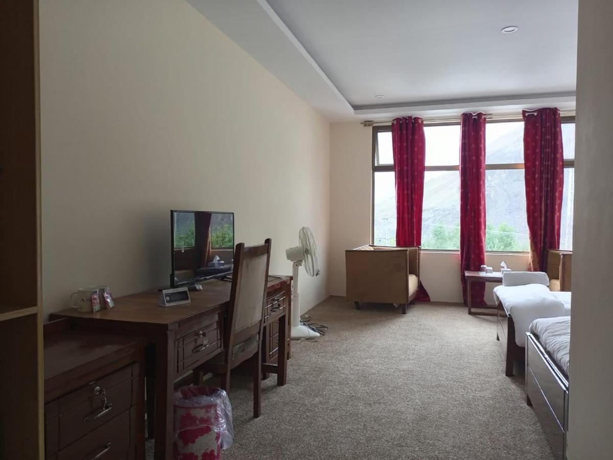 Karimabad  Apex Hotels And Resorts Hussaini מראה חיצוני תמונה