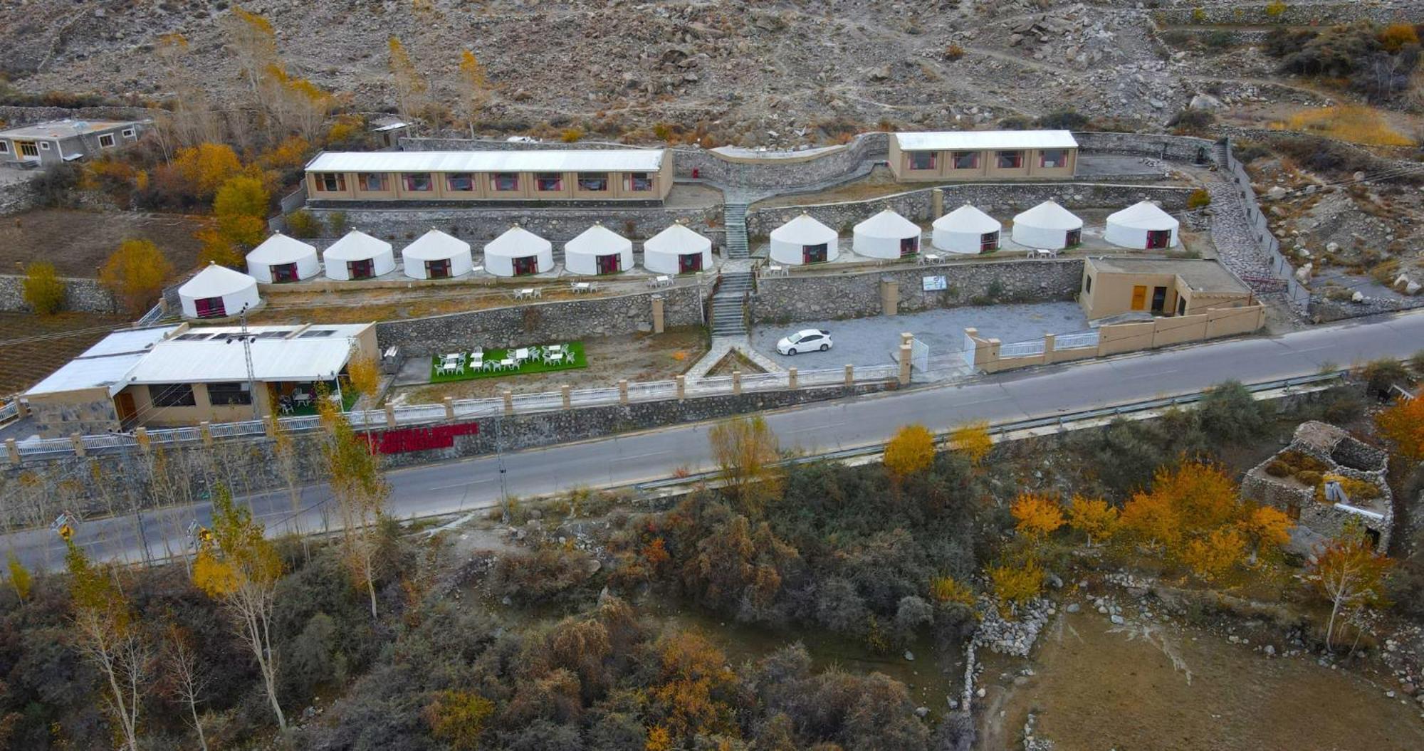 Karimabad  Apex Hotels And Resorts Hussaini מראה חיצוני תמונה