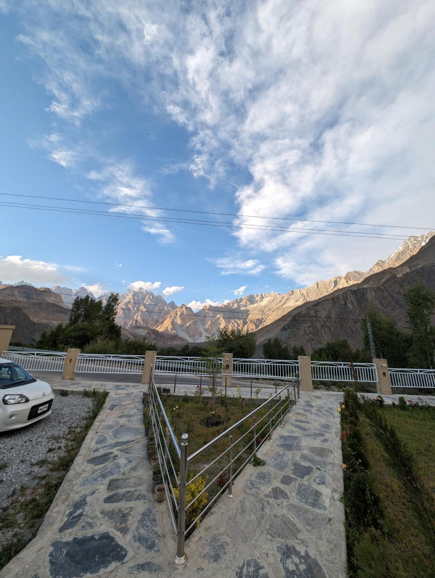 Karimabad  Apex Hotels And Resorts Hussaini מראה חיצוני תמונה