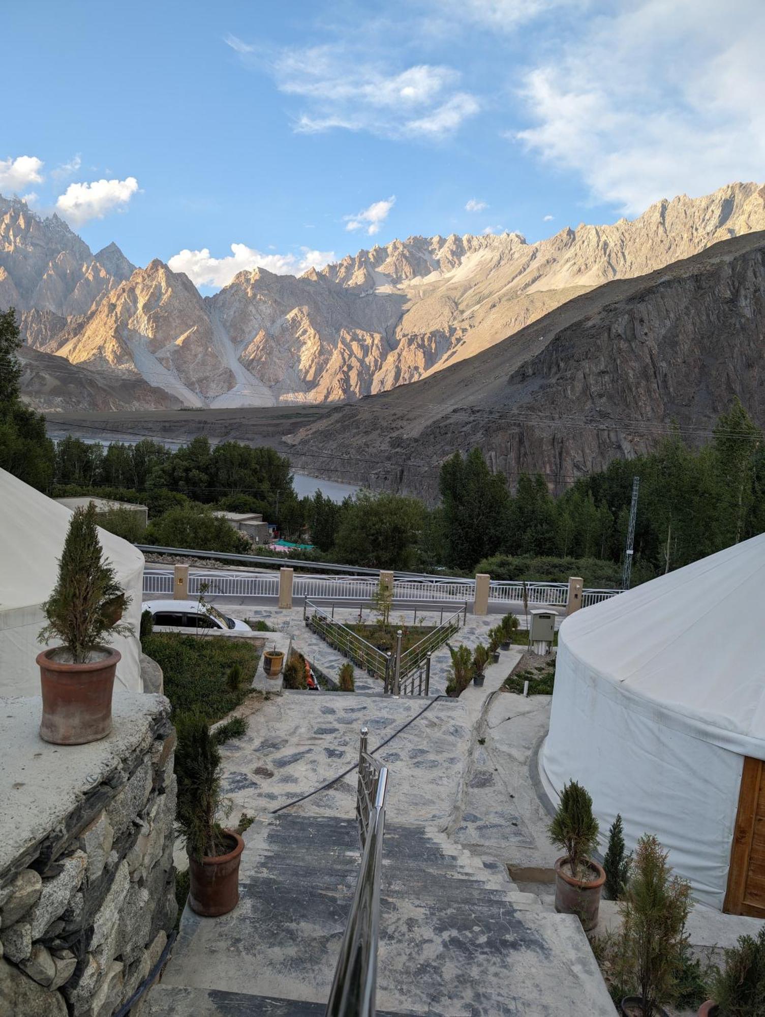 Karimabad  Apex Hotels And Resorts Hussaini מראה חיצוני תמונה